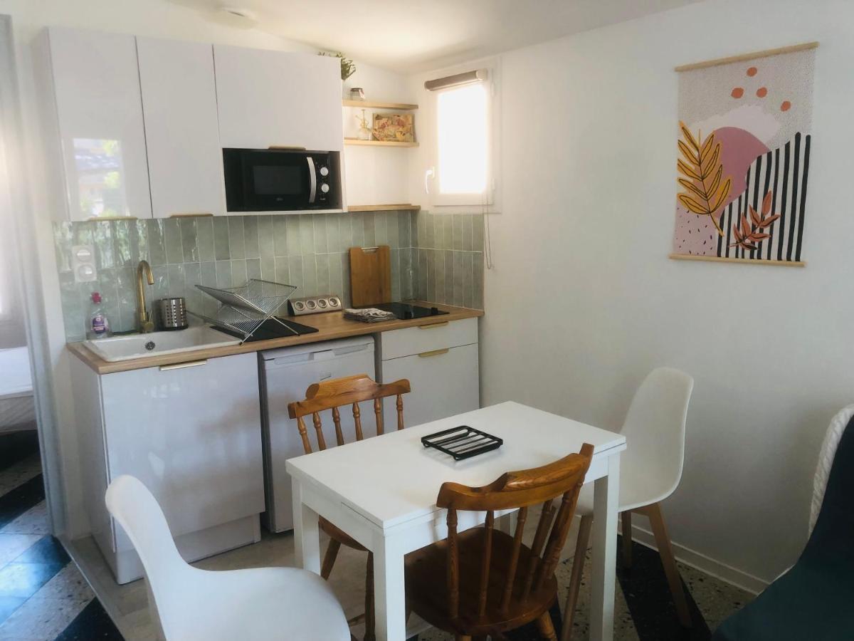 Maisonnette Climatisee Refaite A Neuf Avec Parking A 300m De La Le Grau-d'Agde